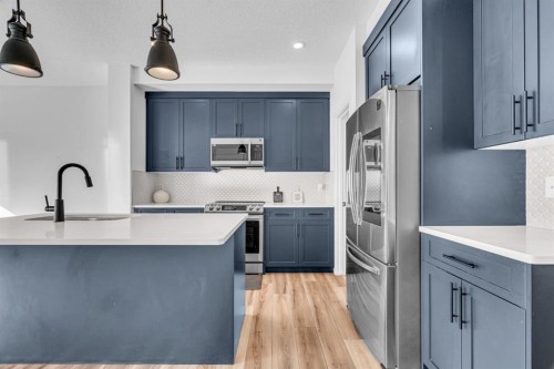 91 Walcrest Way Se, Calgary, AB 