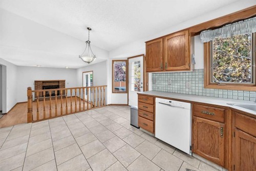 64 Edforth Crescent Nw, Calgary, AB 