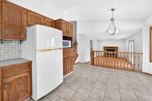 64 Edforth Crescent Nw, Calgary, AB 