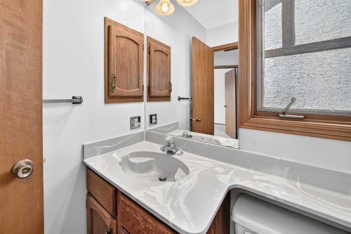 64 Edforth Crescent Nw, Calgary, AB 