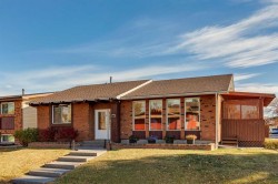 4316 53 Street NE Calgary, AB T1Y 4B3