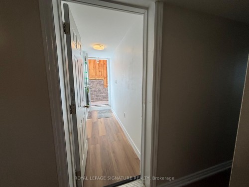Lower-145 Sloane Avenue , Toronto, ON M4A 2B8 3