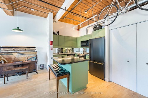 316-955 Queen Street W, Toronto, ON 