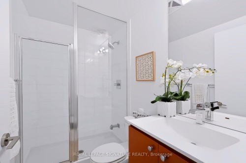 1405-25 Cole Street, Toronto, ON 