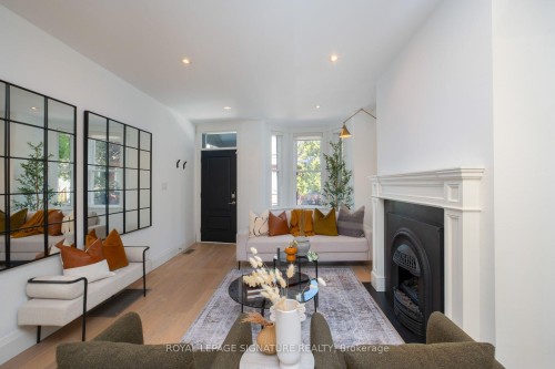 40 Bright Street , Toronto, ON M5A 3H4 4
