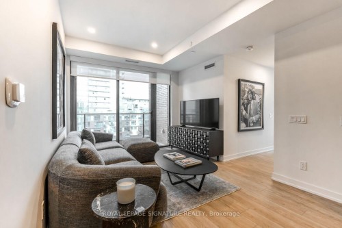 608-35 Parliament Street , Toronto, ON M5A 0Z5 2