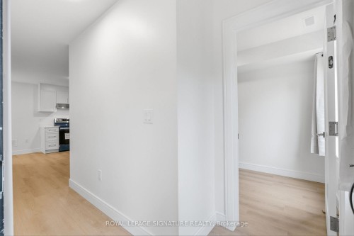 1A-53 Bishop Avenue , Toronto, ON M2M 1Z4 4