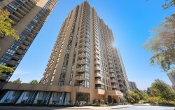 1704-1 Concorde Place Toronto, ON M3C 3K6