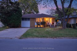 37 Finchurst Drive  Toronto, ON M2R 1K8