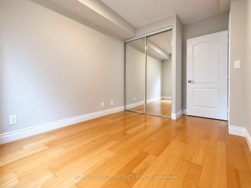 304-20 Collier Street , Toronto, ON M4W 3Y4 4