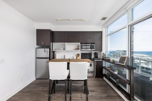 UPH11-80 Western Battery Road , Toronto, ON M6K 3S1 3