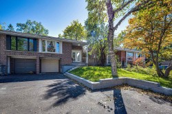 45 Fenelon Drive Toronto, ON M3A 3K4