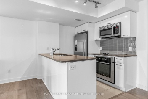 414-295 Adelaide Street W, Toronto, ON M5V 0L4 4
