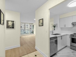 1009-28 Pemberton Avenue  Toronto, ON M2M 4L1