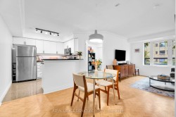 301-800 Spadina Road Toronto, ON M5P 3N2