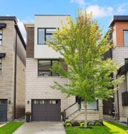 19 Hollyhock Court  Toronto, ON M3B 0B4