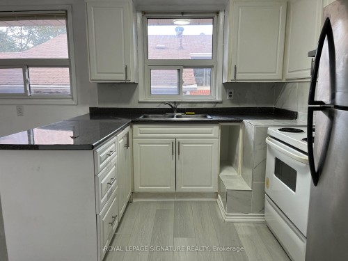 23 Allanford Road , Toronto, ON M1T 2N2 3