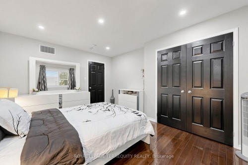2549 Snow Knight Drive, Oshawa, ON 