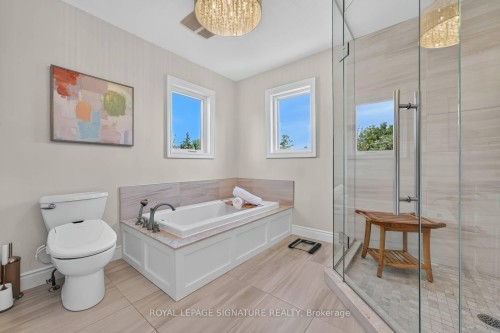 5 Bonacres Avenue, Toronto, ON 