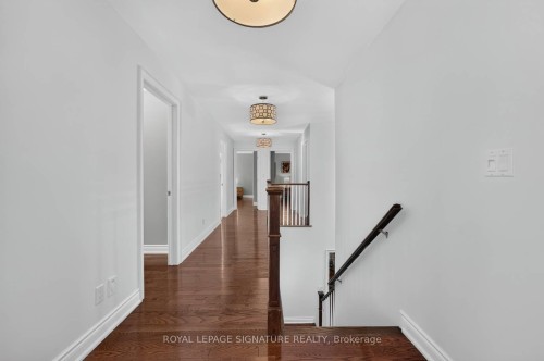 5 Bonacres Avenue, Toronto, ON 