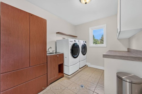 5 Bonacres Avenue, Toronto, ON 