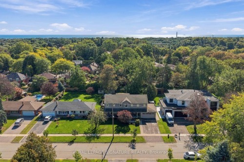 5 Bonacres Avenue, Toronto, ON 