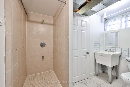 3 Presley Avenue, Toronto, ON 