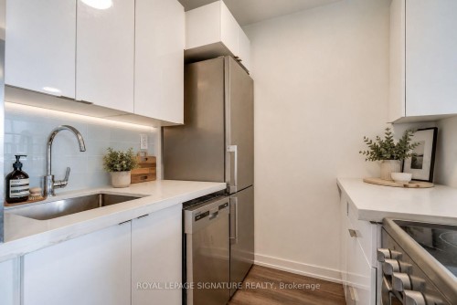 203-15 Gamble Avenue , Toronto, ON M4K 2H3 3