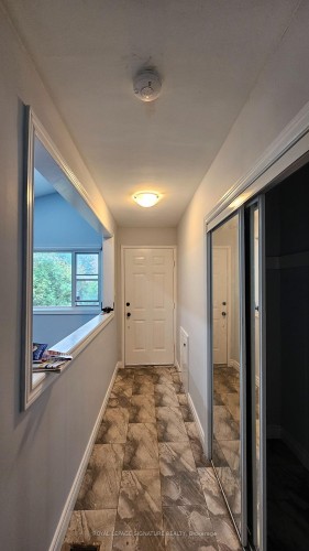 Upper-11 Mid Pines Road , Toronto, ON M1G 2L5 2
