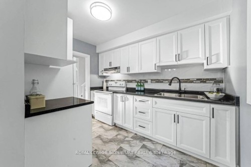 Upper-11 Mid Pines Road , Toronto, ON M1G 2L5 3