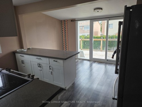 Main-38 Glynn Road , Ajax, ON L1S 2C3 5