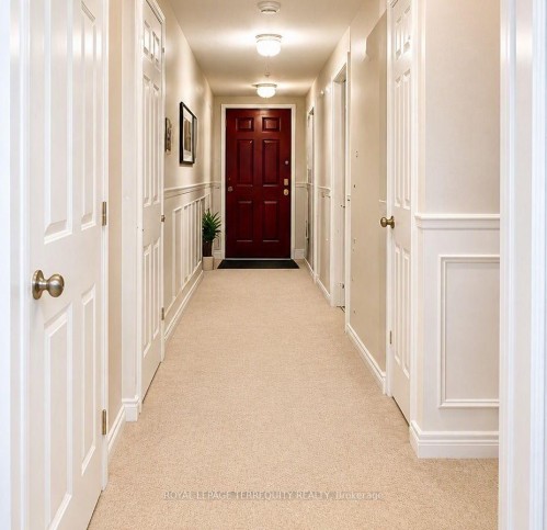 Main-19 De Jong Street , Toronto, ON M1P 0C1 5