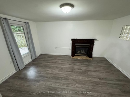 Lower-1107 Beaver Valley Crescent , Oshawa, ON L1J 8N4 4