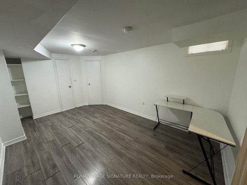 Lower-1107 Beaver Valley Crescent , Oshawa, ON L1J 8N4 5