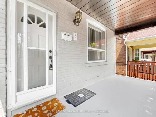 8 Harris Avenue , Toronto, ON M4C 1P4 5
