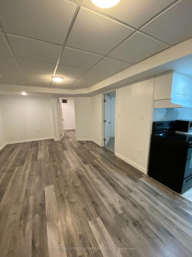 Lower Level-123 Mildenhall Place , Whitby, ON L1M 0E4 5