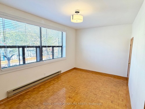 2nd Flr-455 B Danforth Avenue , Toronto, ON M4K 1P1 5