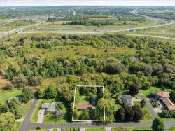 45 Queens Road Whitby, ON L1P 1K4