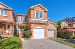 5 Heaver Drive Whitby, ON L1N 9K4