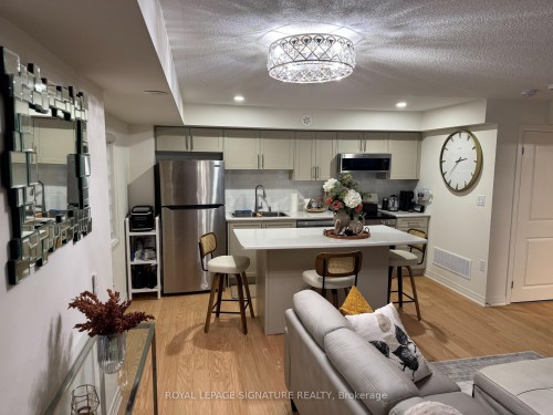10A Lookout Drive , Clarington, ON L1C 7E9 2