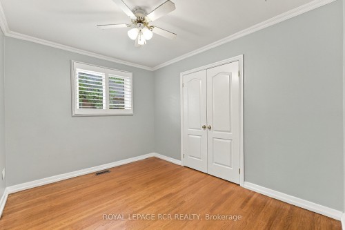 70 Tecumseh Drive, Aurora, ON 
