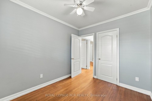 70 Tecumseh Drive, Aurora, ON 
