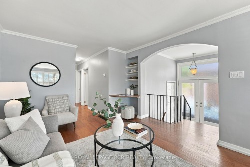 70 Tecumseh Drive, Aurora, ON 