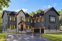17 Connor Drive  Whitchurch-Stouffville, ON L4A 2Z1