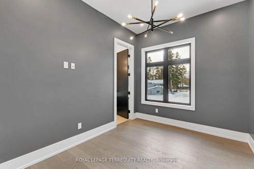 17 Connor Drive, Whitchurch-Stouffville, ON 