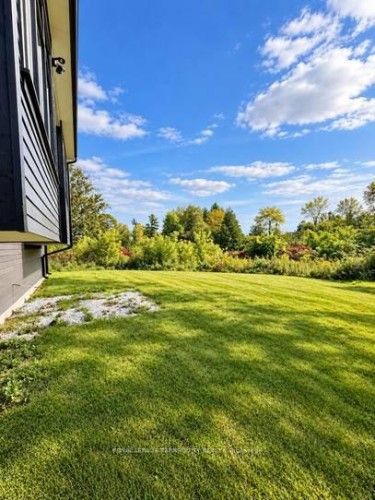 17 Connor Drive, Whitchurch-Stouffville, ON 