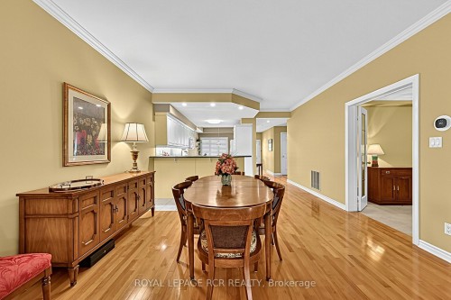 11-520 Silken Laumann Drive, Newmarket, ON 