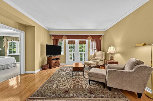 11-520 Silken Laumann Drive, Newmarket, ON 