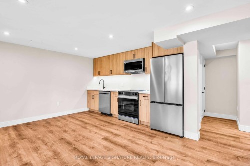 Unit B-986 Srigley Street , Newmarket, ON L3Y 1Y3 4