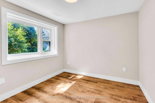 Unit B-986 Srigley Street , Newmarket, ON L3Y 1Y3 5